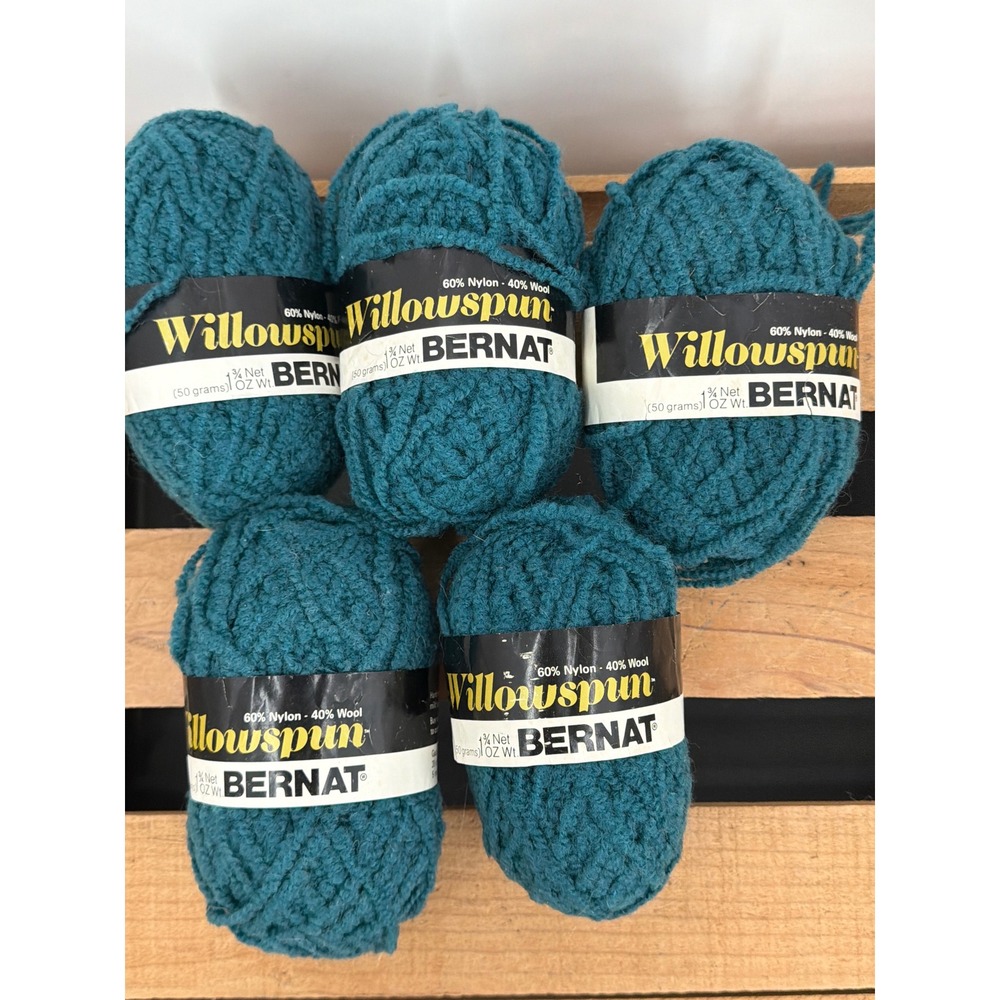 Bernat Willowspun Teal Yarn Lot of 5 Skeins 5288 Lot J 60% Nylon 40% Wool USA